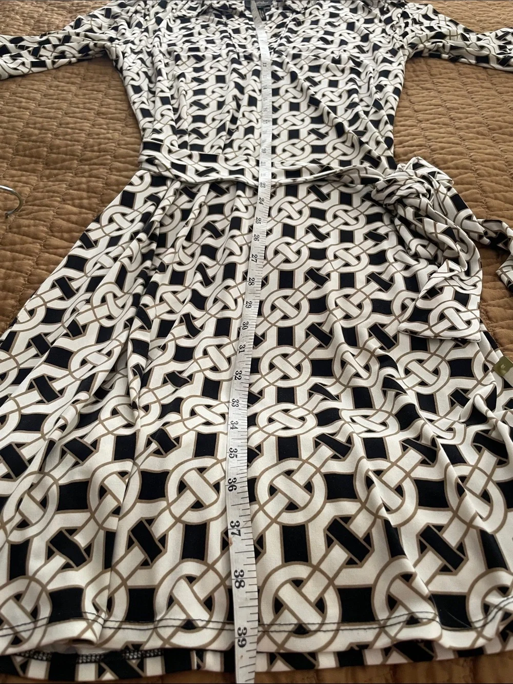 Laundry by Shelli Segal Black & White Geometric Chain Print Dress - Picture 6 of 6